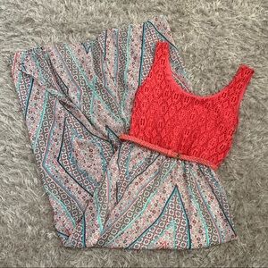 Flowy patterned maxi dress